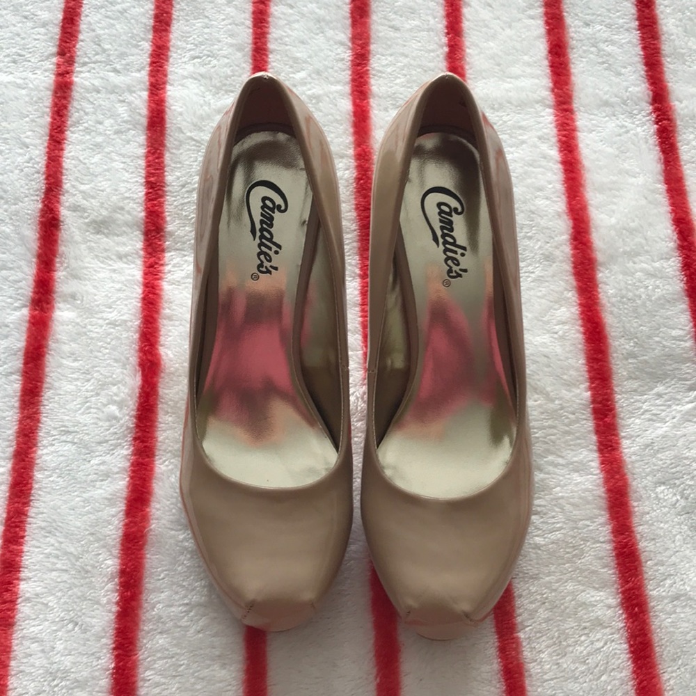 Candies nude pumps